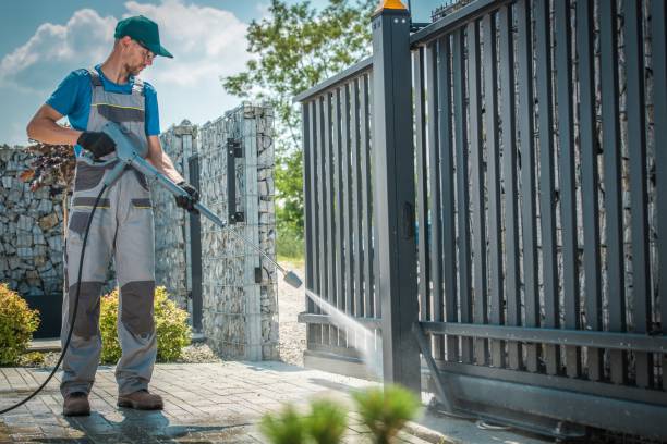 Best Animal Enclosure Cleaning  in North Lauderdale, FL